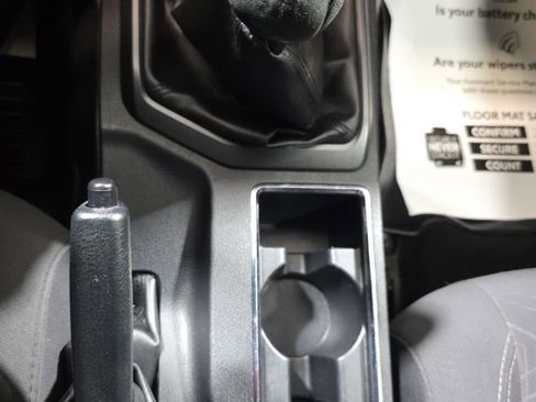 Used 2017 Toyota Tacoma TRD Sport w/ Exterior Package image 26