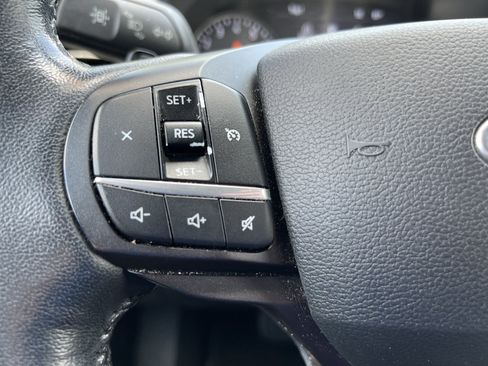 Used 2020 Ford Explorer XLT w/ Equipment Group 202A RWD image 19