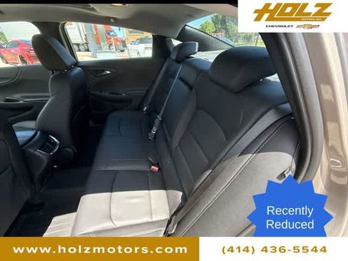 Certified 2022 Chevrolet Malibu LT w/ Leather Package FWD image 24