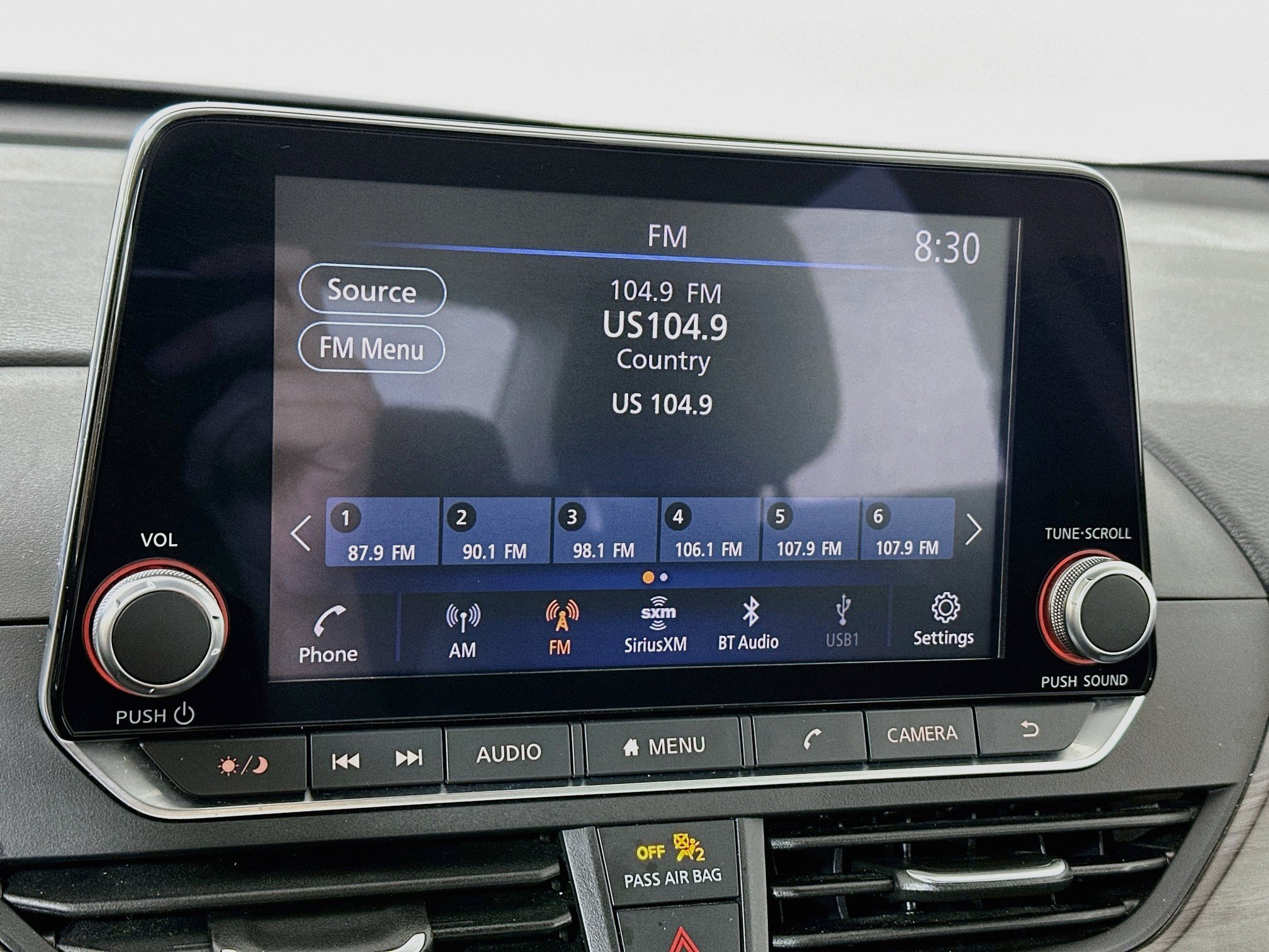 Used 2024 Nissan Altima 2.5 SV FWD image 14