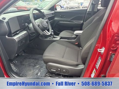 Used 2024 Hyundai Kona SEL AWD/4WD image 16