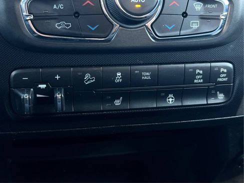 Used 2018 RAM 2500 Power Wagon w/ Luxury Group AWD/4WD image 39