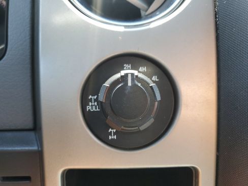 Used 2014 Ford F150 XLT w/ XLT Chrome Package AWD/4WD image 28