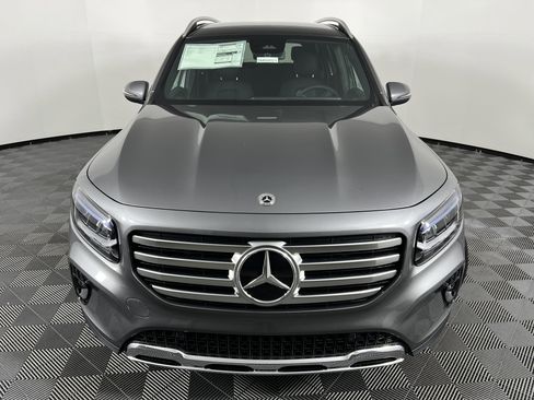 Used 2026 Mercedes-Benz GLB 250 4MATIC image 5