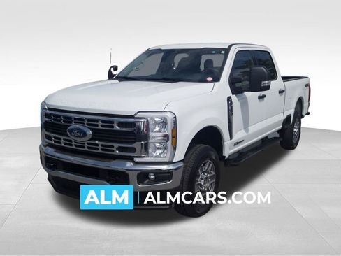 Used 2025 Ford F250 XLT image 1