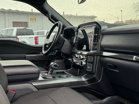 Used 2022 Ford F150 XLT w/ Equipment Group 302A High image 14