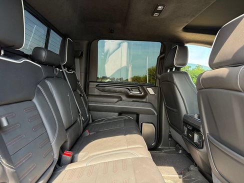 Used 2024 GMC Sierra 2500 AT4X AWD/4WD image 41