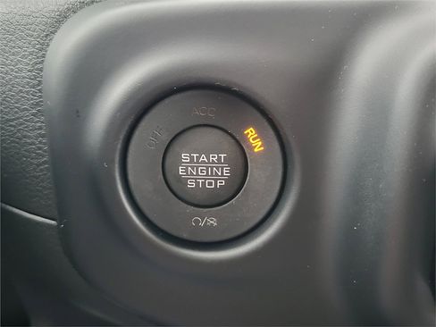 Used 2023 Jeep Wrangler Sahara image 21