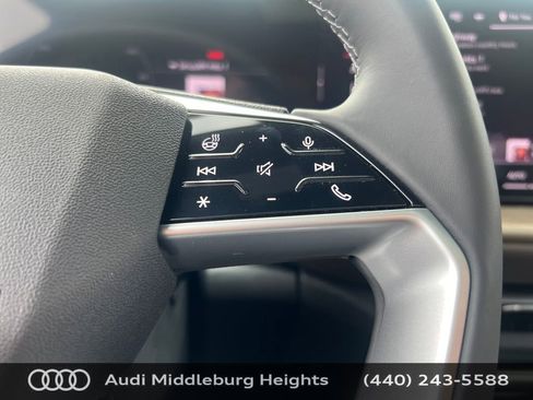 Used 2025 Audi Q5 Premium Plus w/ Premium Plus AWD/4WD image 40