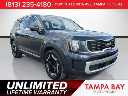 Used 2024 Kia Telluride S w/ S Sunroof Package