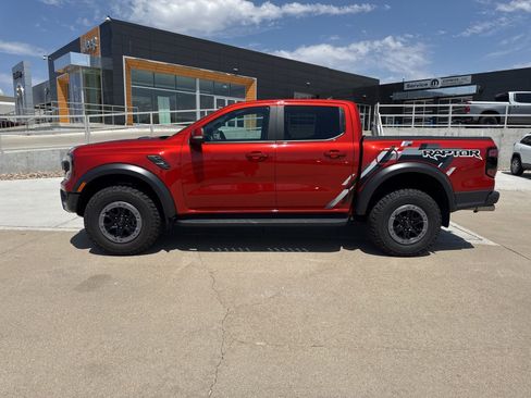 Used 2024 Ford Ranger Raptor AWD/4WD image 2
