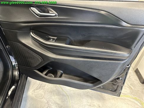 Used 2023 Jeep Grand Cherokee L Laredo image 26