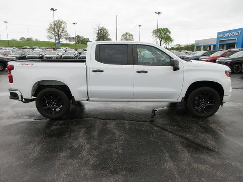 Certified 2022 Chevrolet Silverado 1500 Custom image 6