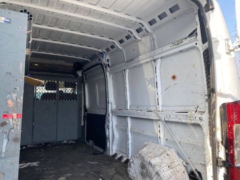 Used 2018 RAM ProMaster 2500 w/ Mopar Trailer Tow Group FWD image 9