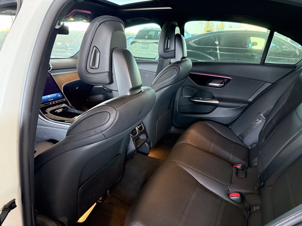 Used 2023 Mercedes-Benz C 300 Sedan image 9