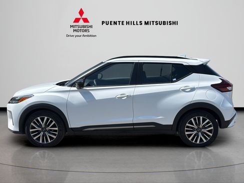 Used 2024 Nissan Kicks SR FWD image 8
