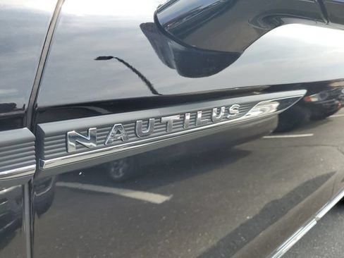 Certified 2023 Lincoln Nautilus Reserve AWD/4WD image 30