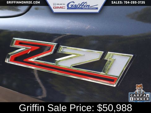 Used 2022 Chevrolet Tahoe Z71 w/ Luxury Package AWD/4WD image 14
