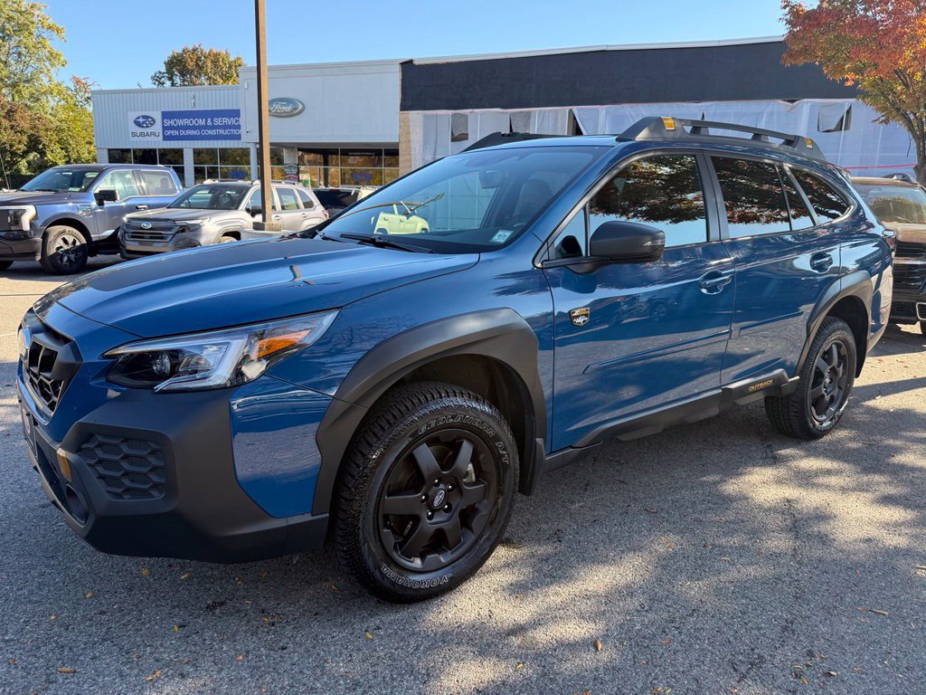 Certified 2025 Subaru Outback Wilderness AWD/4WD image 3