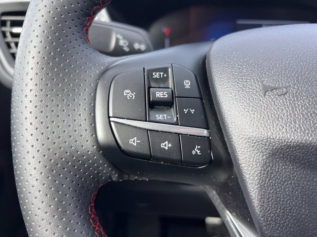 Certified 2024 Ford Escape ST-Line w/ Tech Pack #1 AWD/4WD image 9