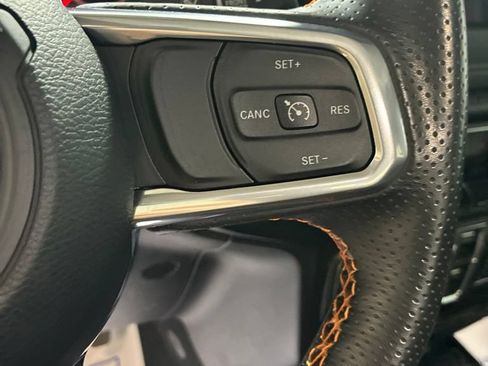 Used 2021 Jeep Gladiator Mojave w/ Cold Weather Group AWD/4WD image 15