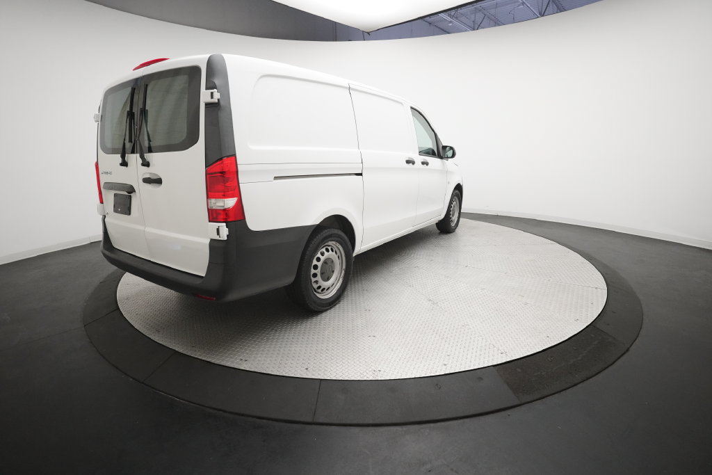 Used 2017 Mercedes-Benz Metris image 29
