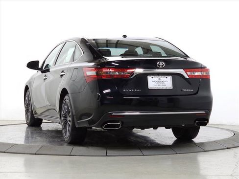 Used 2016 Toyota Avalon Touring image 5