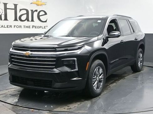 New 2026 Chevrolet Traverse LT w/ Driver Confidence Package image 13