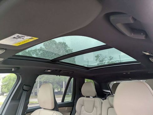 New 2026 Volvo XC90 B6 Ultra w/ Protection Package Premier AWD/4WD image 28
