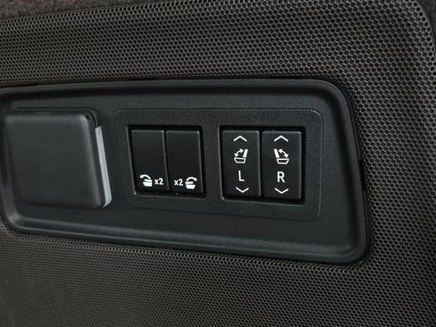 Certified 2022 Cadillac Escalade Sport w/ Touring Package image 26