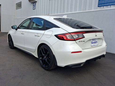 Used 2022 Honda Civic Sport image 3