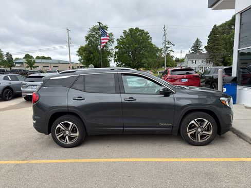 Used 2020 GMC Terrain SLT AWD/4WD image 14