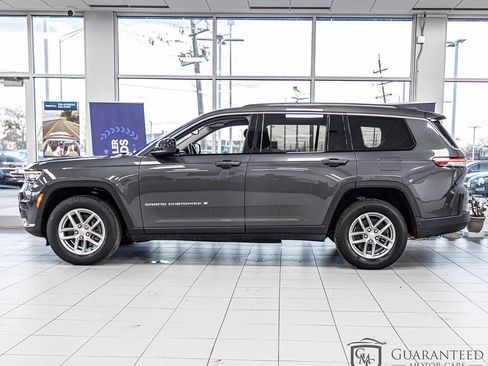 Used 2021 Jeep Grand Cherokee L Laredo w/ Luxury Tech Group I AWD/4WD image 6