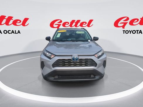 Used 2021 Toyota RAV4 LE image 3