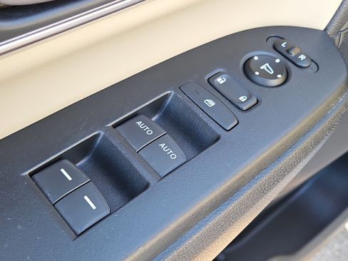 Certified 2020 Honda CR-V Touring image 23