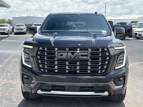 New 2026 GMC Yukon XL Denali Ultimate AWD/4WD image 8