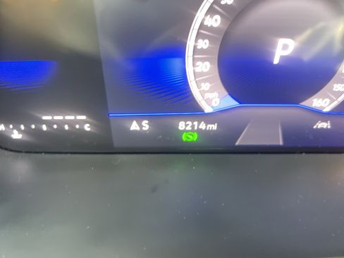 Certified 2024 Volkswagen Taos SE w/ Panoramic Sunroof Package image 21