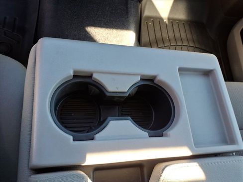 Used 2017 Ford F550 4x4 Regular Cab Super Duty image 18