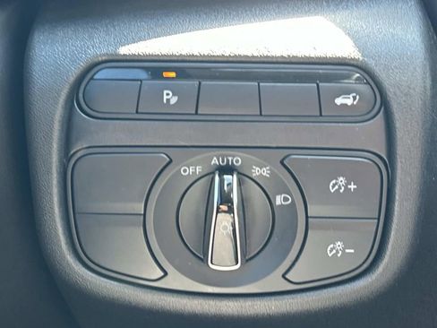 Used 2021 INFINITI QX50 Pure image 28