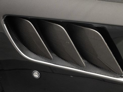 Used 2018 Ferrari GTC4Lusso T RWD image 48