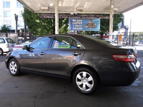 Used 2007 Toyota Camry LE image 10