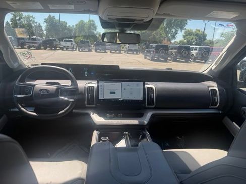 Used 2025 Ford Expedition Max Active AWD/4WD image 2