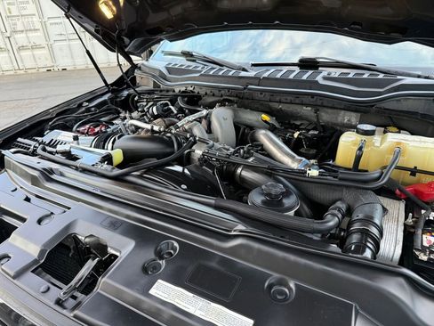 Used 2020 Ford F350 Lariat image 44