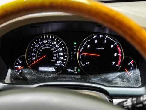 Used 2004 Lexus GX 470 image 23