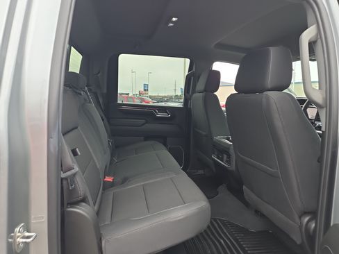 Used 2024 Chevrolet Silverado 3500 LT w/ Convenience Package AWD/4WD image 10