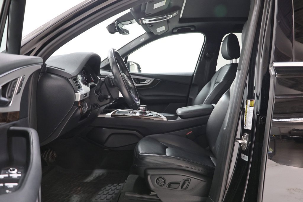 Used 2019 Audi Q7 2.0T Premium Plus AWD/4WD image 18