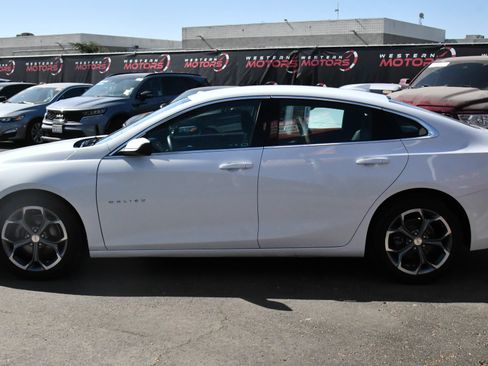 Used 2024 Chevrolet Malibu LT FWD image 4