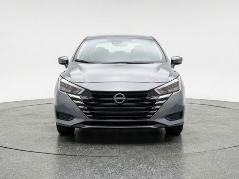 Used 2025 Nissan Versa SV FWD image 2