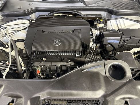 Used 2024 Acura MDX SH-AWD w/ Technology Package image 28