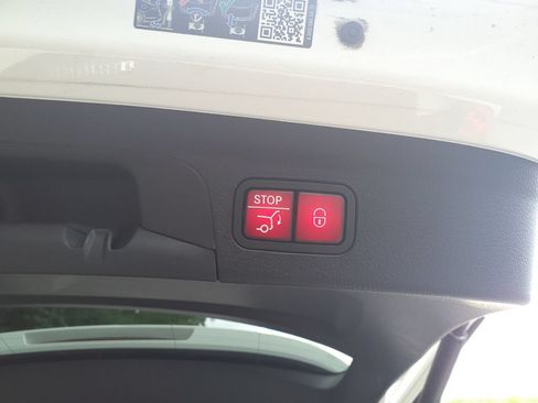 Certified 2023 Mercedes-Benz GLE 350 4MATIC image 17